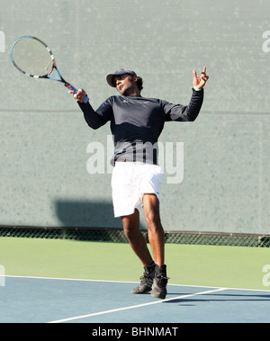 2009 Sendhil Ramamurthy CELEBRITY PRO AM POUR METTRE FIN À LA SP TENNIS TOURNAMENT LOS ANGELES CA USA 14 novembre 2009 Banque D'Images