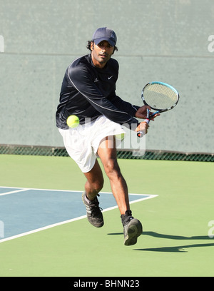 2009 Sendhil Ramamurthy CELEBRITY PRO AM POUR METTRE FIN À LA SP TENNIS TOURNAMENT LOS ANGELES CA USA 14 novembre 2009 Banque D'Images