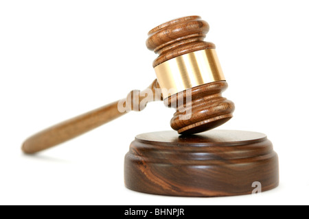 Gavel on white background Banque D'Images