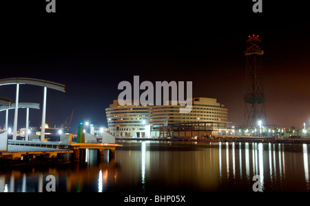 Barcelone - world trade center dans la nuit Banque D'Images