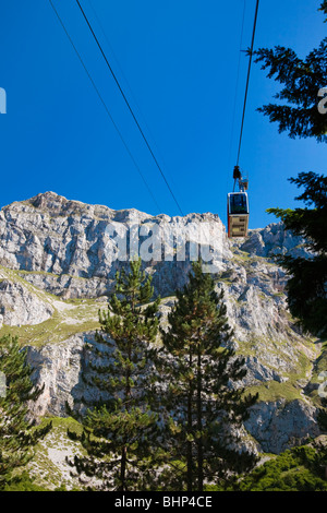 Sur la montagne du Picos de Europa à partir de la station de téléphérique de Fuente De Asturas le nord de l'Espagne Banque D'Images