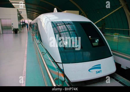 Maglev, Transrapid, train à grande vitesse, à la gare de Pudong, Shanghai, Chine Banque D'Images