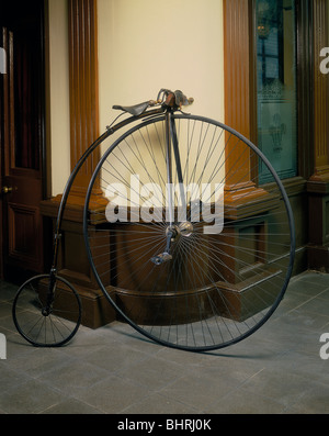 Penny Farthing (c1860s ?). Artiste : Inconnu Banque D'Images