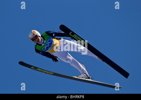 Peter Prevc (ALS) en concurrence dans le cas de l'équipe de saut à ski aux Jeux Olympiques d'hiver de 2010, Vancouver, Colombie-Britannique. Banque D'Images