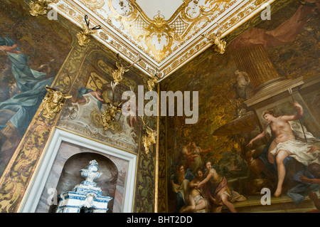 Château de Moritzburg, de l'intérieur, de l'électeur en cuir avec papier peint, Dresden, Allemagne Banque D'Images