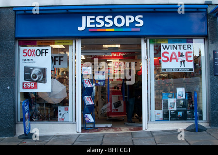 Jessops boutique publicité vente d'hiver dans le centre-ville de Chesterfield Derbyshire, Angleterre East Midlands Banque D'Images