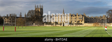 Vue panoramique de Merton College d'Oxford et l'horizon de l'autre terrain de jeu Merton College, Oxford, Oxfordshire, UK Banque D'Images