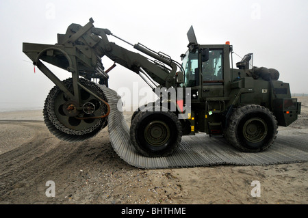 Route de métal véhicule utilisé par couche 42 Commando des Royal Marines pendant 'beach débarquements" Banque D'Images