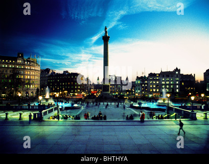 La colonne Nelson, Trafalgar Square, Londres Banque D'Images