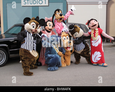 Mickey et Minnie, Chipand,Dale et Lilo Stitche,Dingo,Pluton,Walt Disney Studios à Disneyland Park, près de Paris, France Banque D'Images