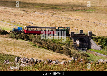 Snowdon Mountain Railway Crossing Bridge, MCG Clogwyn, au nord du Pays de Galles Banque D'Images