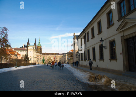 Hradcanske namesti square central Hradcany Prague République Tchèque Europe Banque D'Images