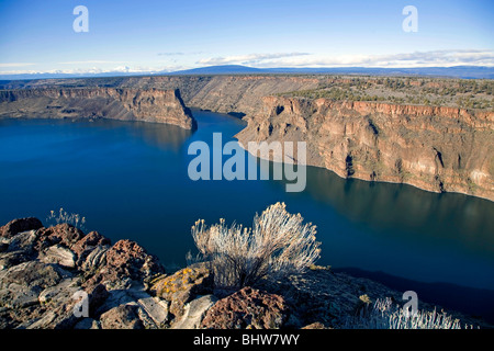 Projet de loi sur le lac Chinook Deschutes, déformées, et des rivières dans le centre de l'oregon Metolius Banque D'Images