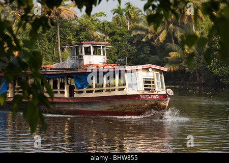 L'Inde, le Kerala, Alleppey backwaters Alappuzha, inter-locales, island ferry Banque D'Images