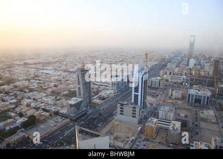 Voir Globe Al-Faisaliah tower Riyad Arabie Saoudite Banque D'Images