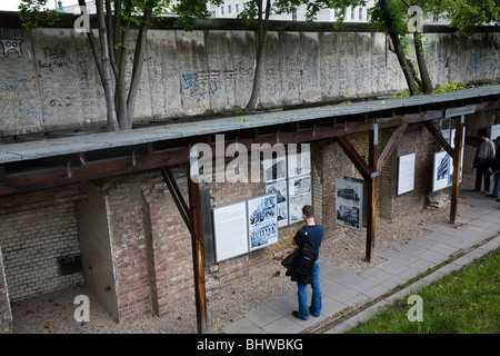 Le Musée du Mur de Berlin. Das Mauer. Berlin Allemagne Banque D'Images