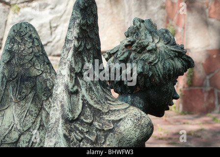 Une sculpture d'un Ange assis à st. martins fontaine en millesgarden Banque D'Images