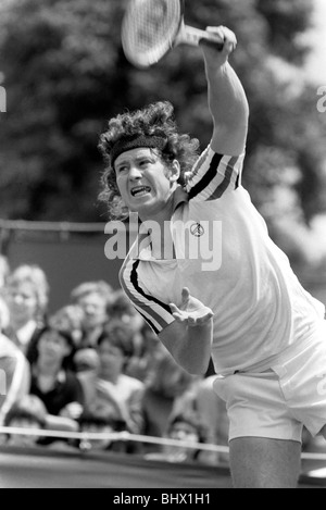 Wimbledon 80, 5ème jour. John McEnroe vs Rocavert. John McEnroe. Juin 1980 80-3345-030 Banque D'Images