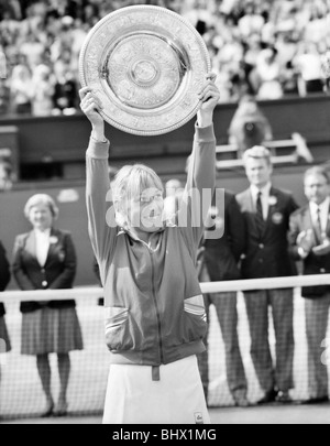 Tournoi de tennis de Wimbledon 1982 : 12e jour : Womenês : Final Navratilova vs. Lloyd. Juillet 1982 82-3516-027 Banque D'Images