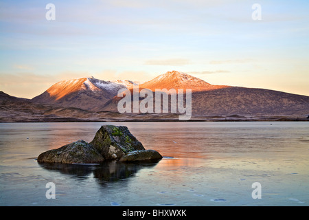 Frozen Lochan na h'Achlaise sur Rannoch Moor, Ecosse Banque D'Images