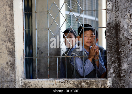 Enfants Enfants Tibétains au TCV Village près de Dharamsala, Inde Banque D'Images