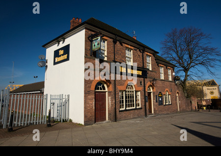 Le Wanderer Public House près de Molineux stadium inWolverhampton West Midlands England UK Banque D'Images