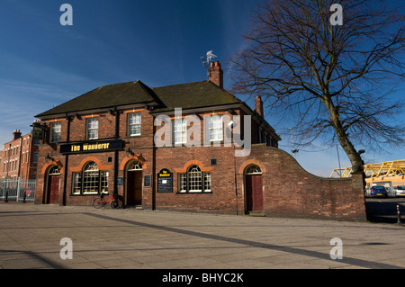 Le Wanderer Public House près de Molineux stadium à Wolverhampton West Midlands England UK Banque D'Images