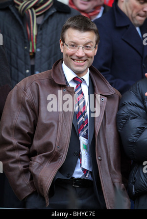 ROB ANDREW MBE ANGLETERRE ELITE RUGBY TWICKENHAM MIDDLESEX ANGLETERRE DIRECTEUR 27 Février 2010 Banque D'Images