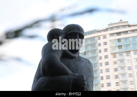 Janusz Korczak (Henryk Goldszmit de nom de plume) cénotaphe sur l'historique cimetière juif de la rue Okopowa à Varsovie, Pologne Banque D'Images