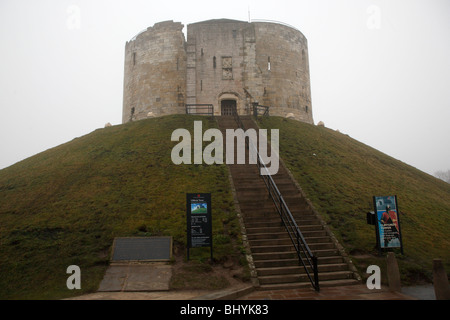 Clifford's Tower, York, UK Banque D'Images