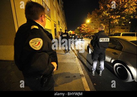 Nantes (44) : une patrouille de nuit de la police Banque D'Images