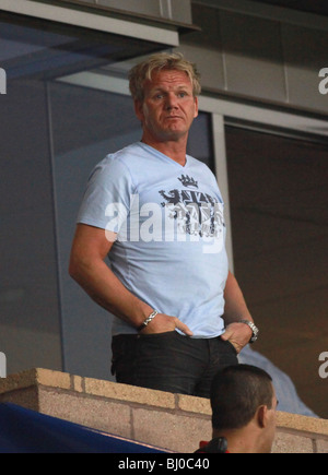 GORDON RAMSEY LOS ANGELES GALAXY V CHIVAS USA CELEBS À MATCH DE FOOTBALL CARSON LOS ANGELES CA USA 29 Août 2009 Banque D'Images