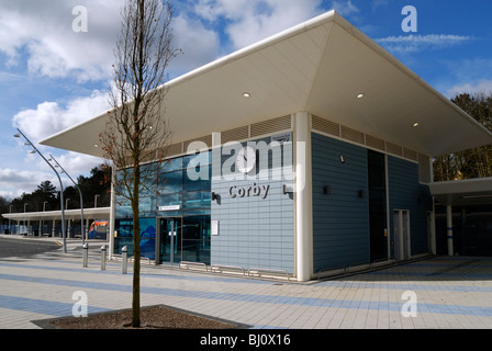 Bâtiment de la gare de Corby dans le Northamptonshire Banque D'Images