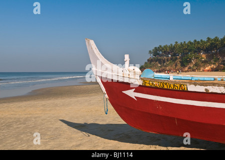 Bateau de pêche Papanasam Beach Varkala Kerala Inde Banque D'Images