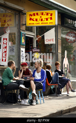 Café & Multi Kulti Record Shop, Södermalm, à Stockholm, Suède Banque D'Images