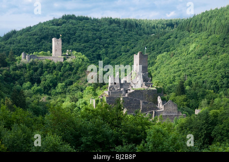 Châteaux et Dietikon Niederburg, Manderscheid, , Eifel, Rhénanie-Palatinat, Allemagne Banque D'Images