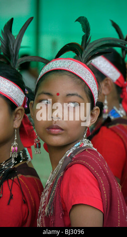 Le BANGLADESH Fatima Rani Pèlerinage à Baromari, Mission danse tribale des filles. Banque D'Images