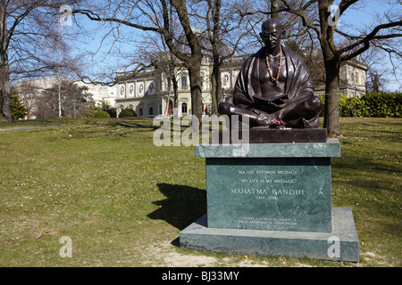 Statue de Mahatma Ghandi au Musée Ariana Ariana (parc), Genève, Suisse Banque D'Images