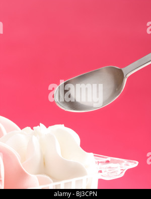 Glace vanille et fraise Banque D'Images