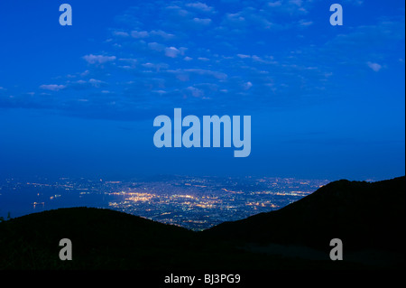 L'humeur du matin sur Naples, vue panoramique depuis le sommet du Mt. Le Vésuve, Campanie, Italie, Europe Banque D'Images