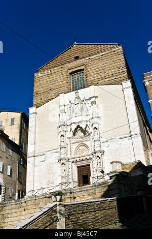 L'église gothique de San Francesco alle Scale, 1323, rue Pizzecolli , Ancona , Marche Italie Banque D'Images