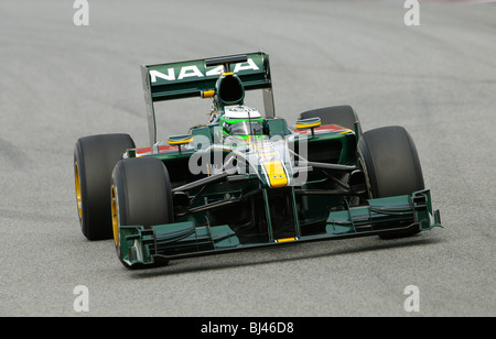 Heikki KOVALAINEN (FIN) dans la voiture de course Lotus T127 lors de tests de Formule 1 Banque D'Images