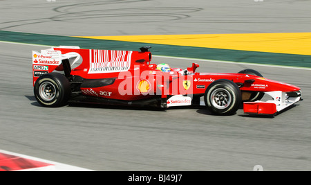 Felipe Massa (BRA) Ferrari F10 dans la voiture de course de Formule 1 lors des tests en février 2010 Banque D'Images