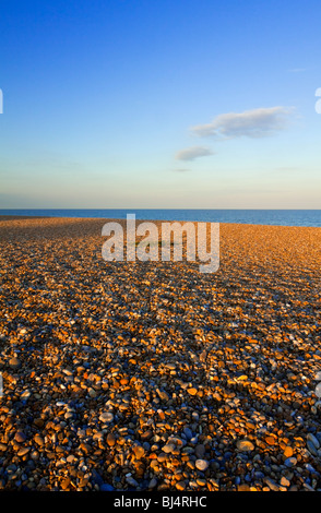 La plage d'Aldeburgh dans une ville de pêcheurs de l'East Anglia Suffolk Angleterre UK une fois la maison du compositeur Benjamin Britten Banque D'Images