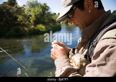 Guide de pêche guides Duncan McDonald Huka Lodge réduite sur la moitié d'une journée et des excursions de pêche Taupo Nouvelle-zélande Banque D'Images