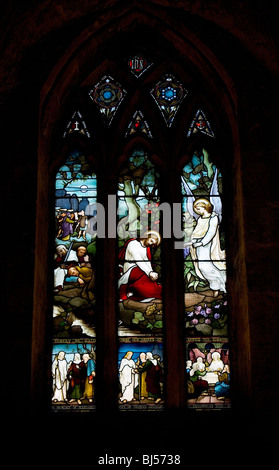 Vitrail dans la nef de l'abbaye de Dunfermline, en Écosse, Banque D'Images