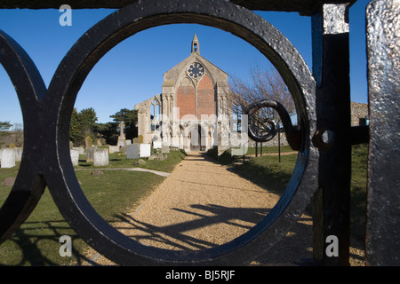 Avant de l'ouest de l'église du prieuré de St Marie et la Sainte Croix, Binham Prieuré, Norfolk, Angleterre Banque D'Images