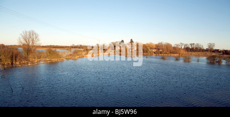 Vue sur le marais, Cambridgeshire, East Anglia, Royaume-Uni Banque D'Images