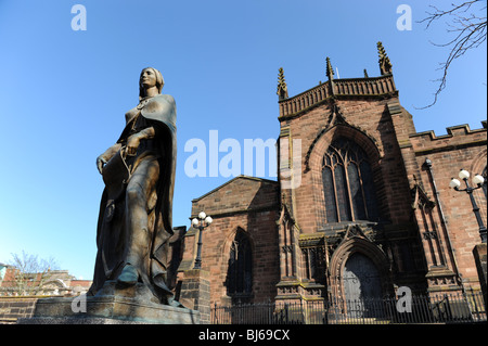 Statue de Lady Red House à Wolverhampton England Uk Banque D'Images