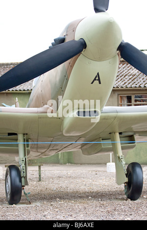 Supermarine Spitfire Mk 1 réplique au Yorkshire Air Museum à Elvington, près de York, au Royaume-Uni. Banque D'Images